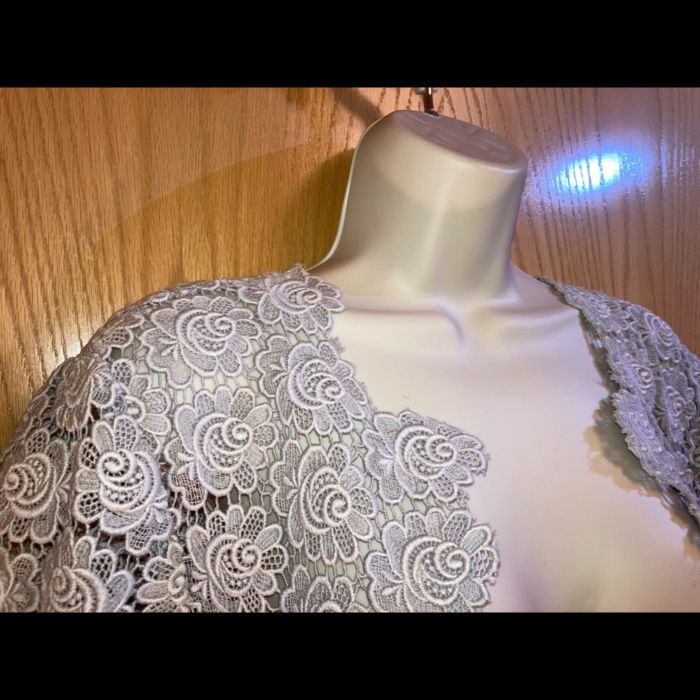 Lace 1/4 sleeve cardigan, sz M